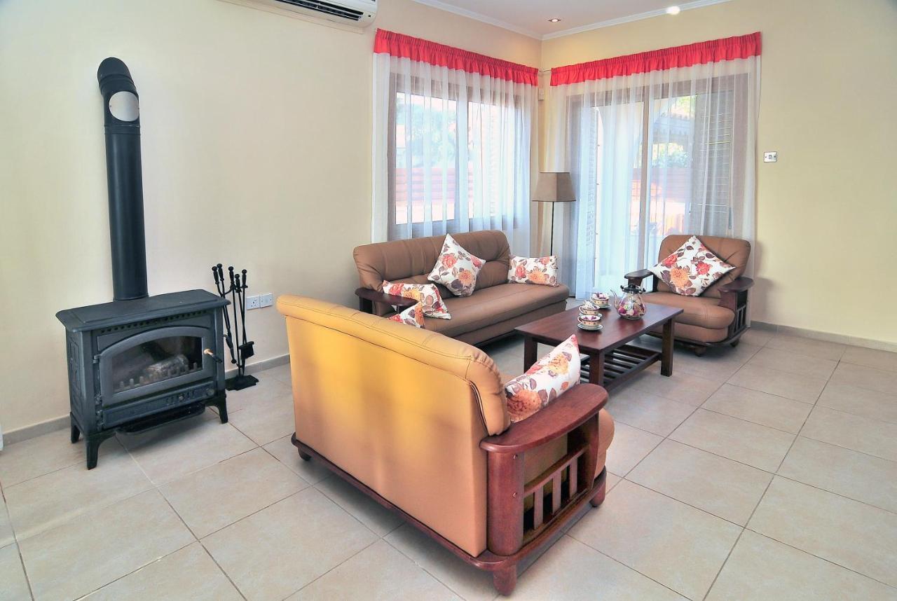 Chronas By Prestige Bookings Coral Bay Zewnętrze zdjęcie