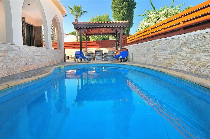 Chronas By Prestige Bookings Coral Bay Zewnętrze zdjęcie